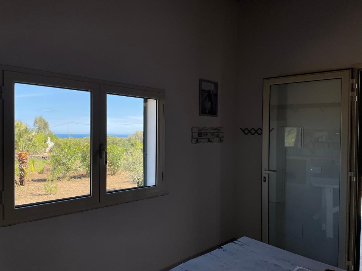 Casa Vacanze Gollei, Орозей Екстер'єр фото