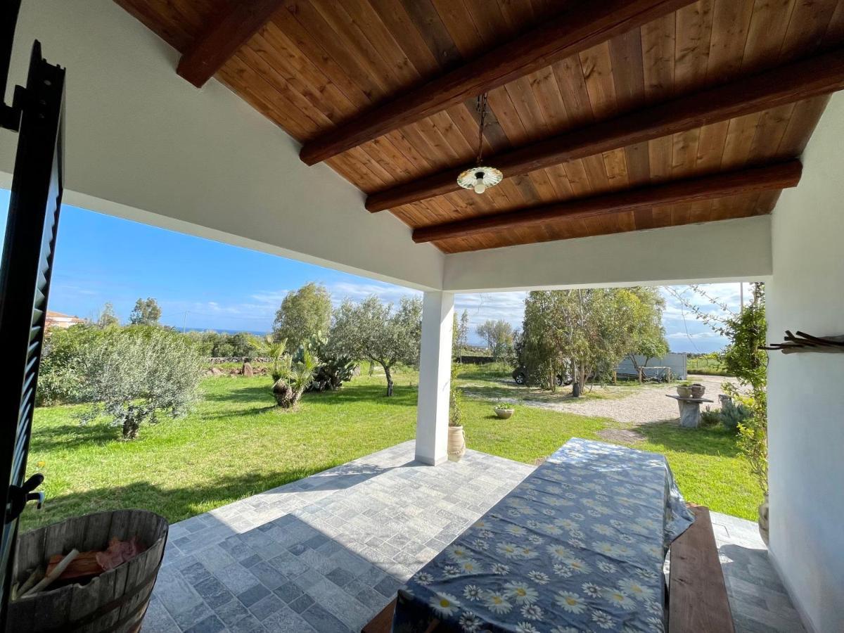 Casa Vacanze Gollei, Орозей Екстер'єр фото